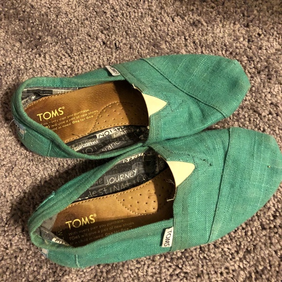 TOMS Classics in Green Linen - Picture 1 of 6